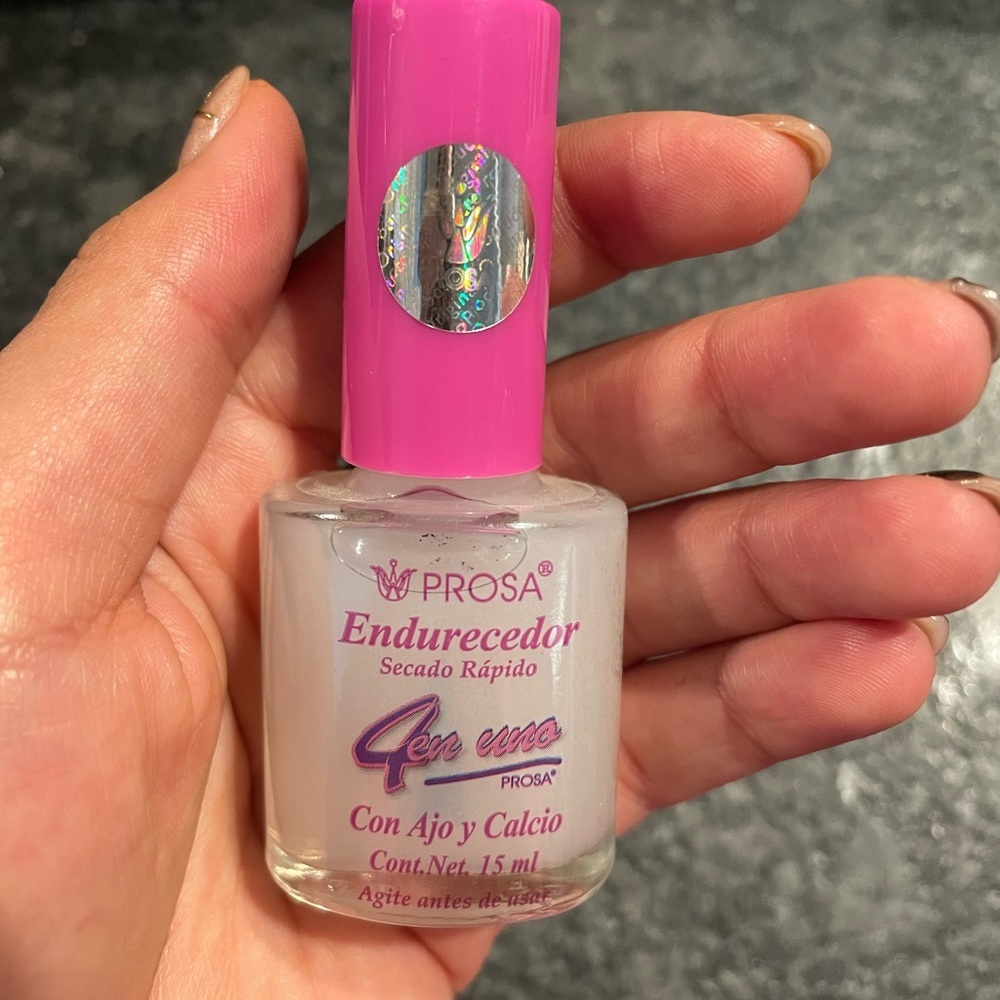 Prosa endurecedor de uñas/ nail hardener